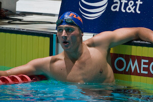 Ryan Lochte looks back at scoreboard after 200 IM  at 2007 US Nationals.