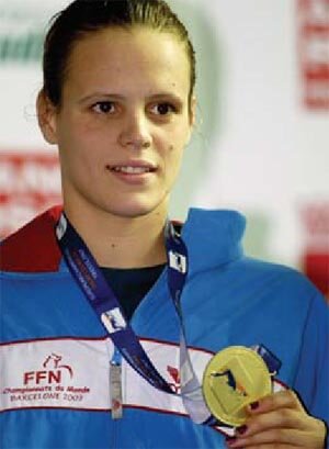 Laure Manaudou wins European Swimmer of the Year honors from Swimming World Magazine.