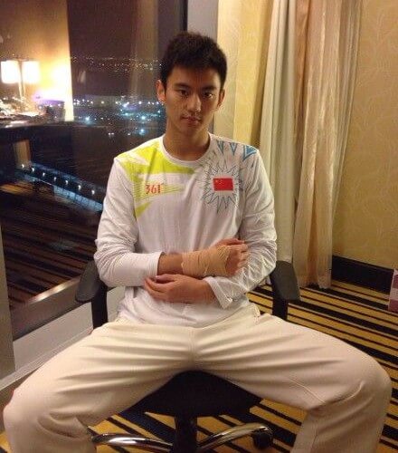 Ning Zetao Wrist Injury Doha 2014