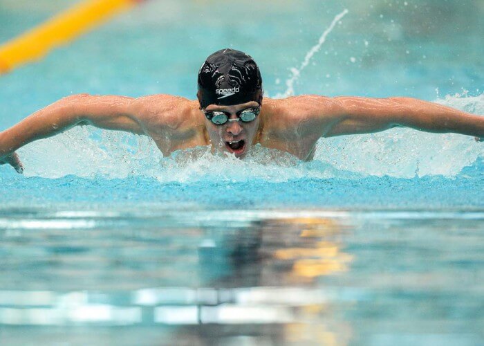 1 May 2015; Zach Harting, NCSA, on his way to finishing second in the B final of the men's 400m individual medley event, during the 2015 Irish Open Swimming Championships at the National Aquatic Centre, Abbotstown, Dublin. Picture credit: Paul Mohan / SPORTSFILE