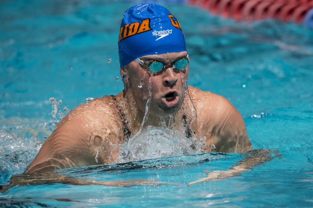 Elizabeth Beisel swims in the prelims of the 400 IM.