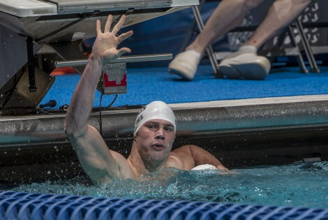 Kevin Cordes sets a new American record in the prelims of the 200 breaststroke.