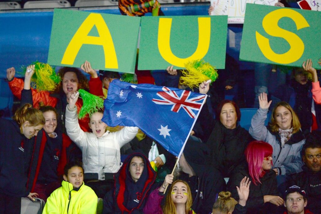 Australian Fans Pan Pacifics