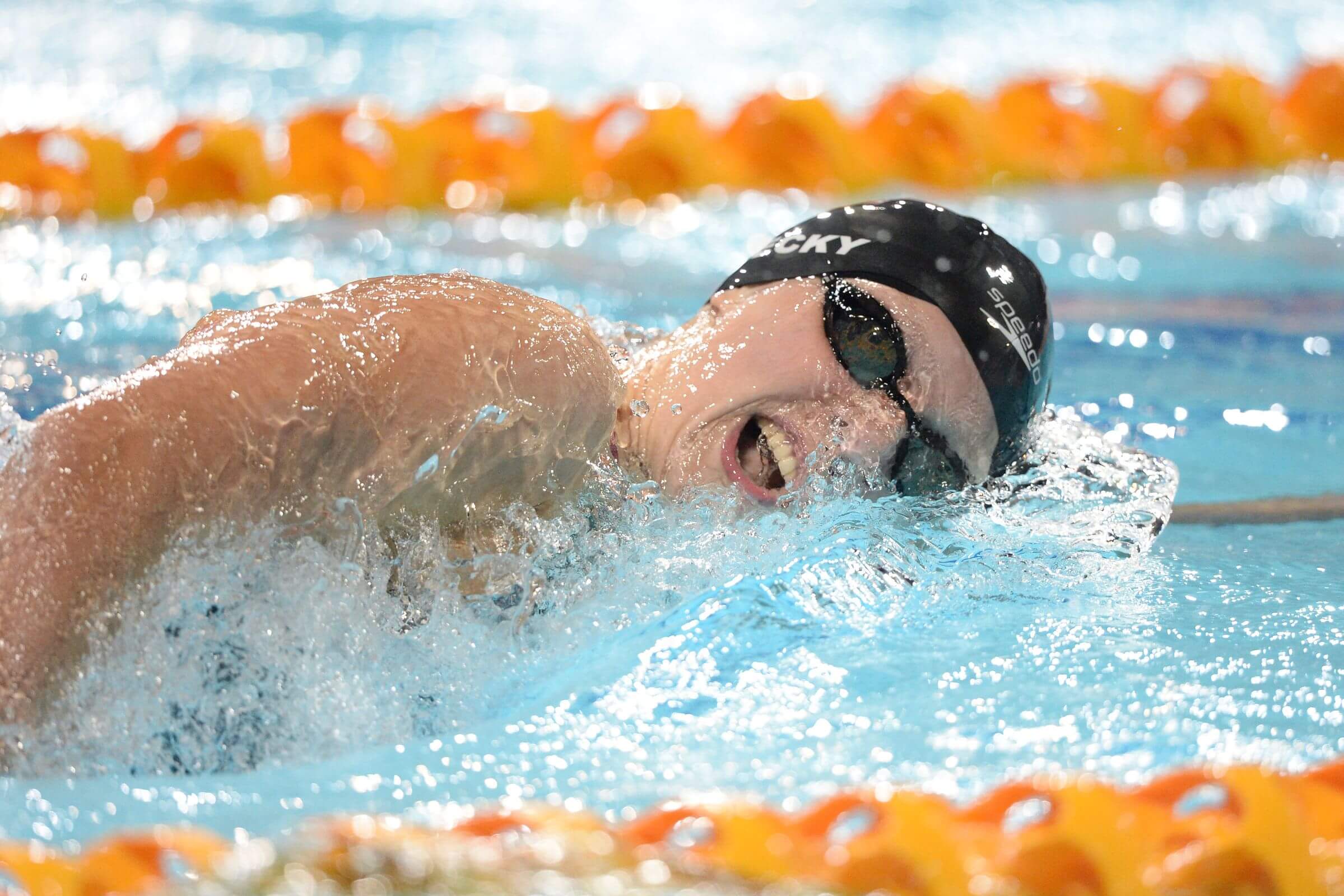 Katie Ledecky Leads Katinka Hosszu in 200 Free Prelims at 2015 FINA ...