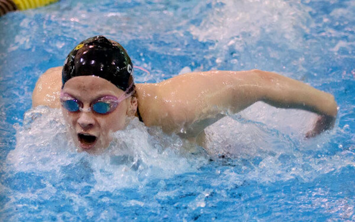 Gonzalez wins WAC Diver of the Week honors - University of Wyoming Athletics