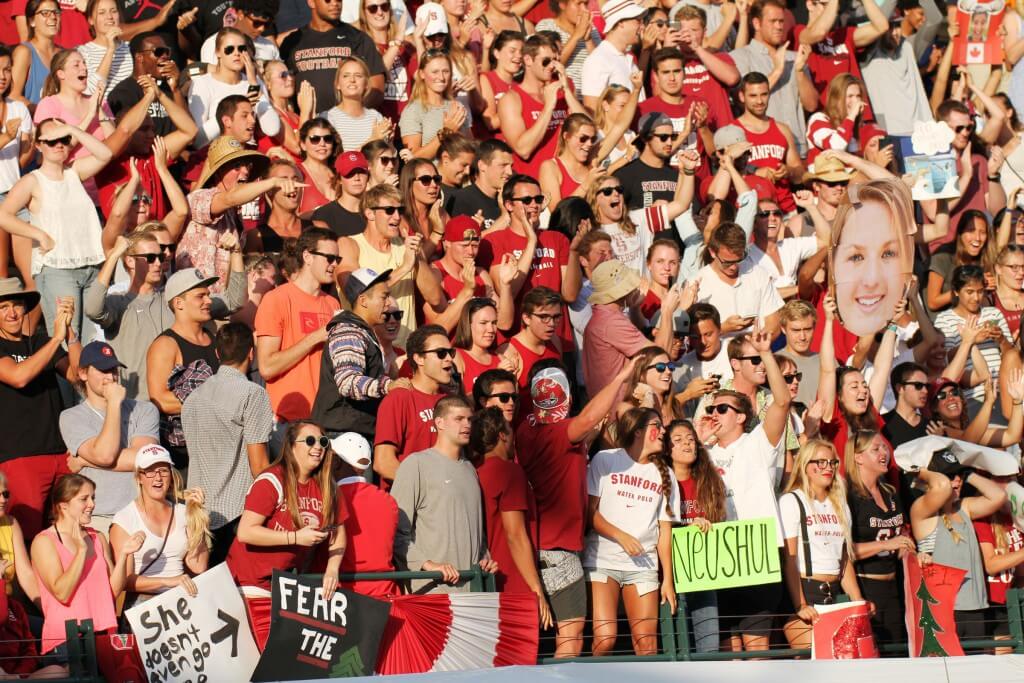 stanford-water-polo-fans-2015 (2)