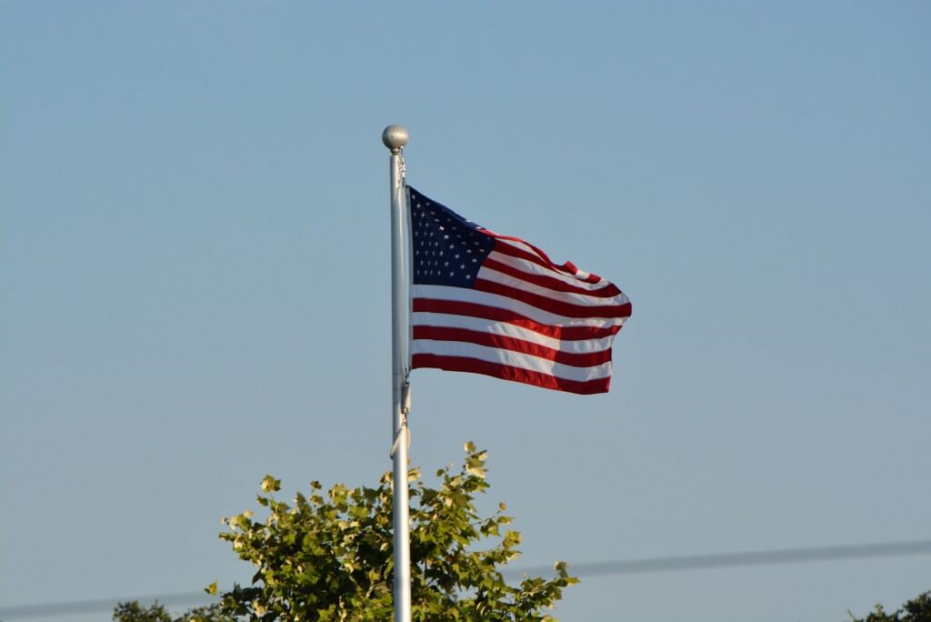 united-states-american-flag-2015-usa-swimming-juniors-008