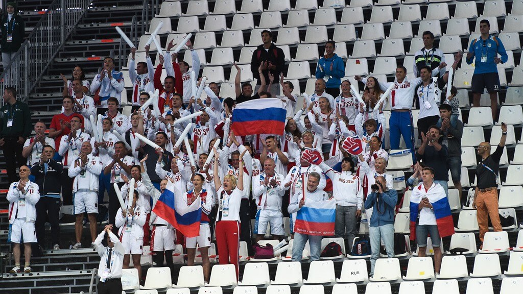 russian-fans-world-championships