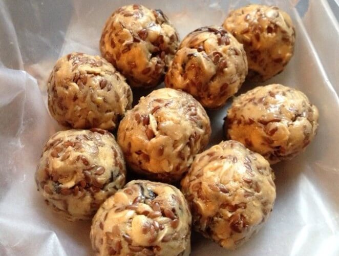 snacks-no-bake-energy-balls-isha-zubeidi