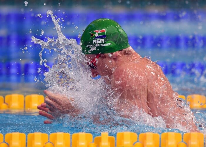 KAZAN, RUSSIA - AUGUST 04: Cameron van der Burgh of South Africa competes on the way to setting a new world record in a time of 26.62 in the Men's 50m Breaststroke heats on day eleven of the 16th FINA World Championships at the Kazan Arena on August 4, 2015 in Kazan, Russia. (Photo by Matthias Hangst/Getty Images)