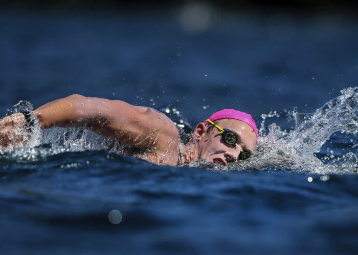 Kane Radford during the 10km Open Water Race of the New Zealand Open Water Championships, Lake Taupo, New Zealand, Saturday 9 January 2016. Photo: Simon Watts/www.bwmedia.co.nz