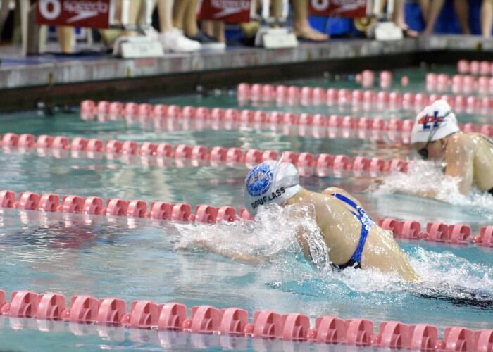 kate-douglass-and-margaret-aroesty-battle-to-200-breast-finish-at-2016-ncsa-juniors