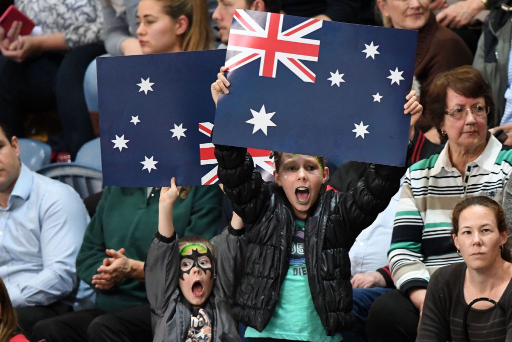 australia-fans-flags
