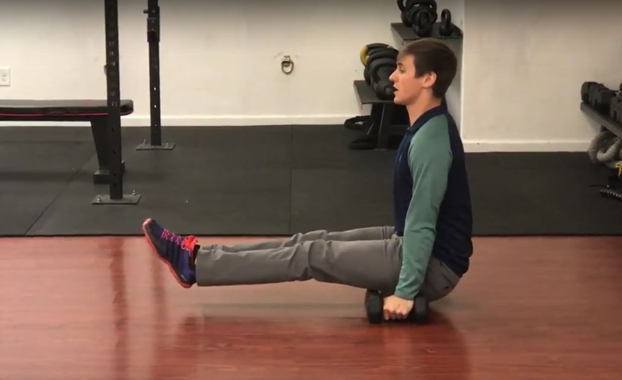 L-Sit: The Toughest Body Weight Core Exercise You're Not Doing - Swimming  World News