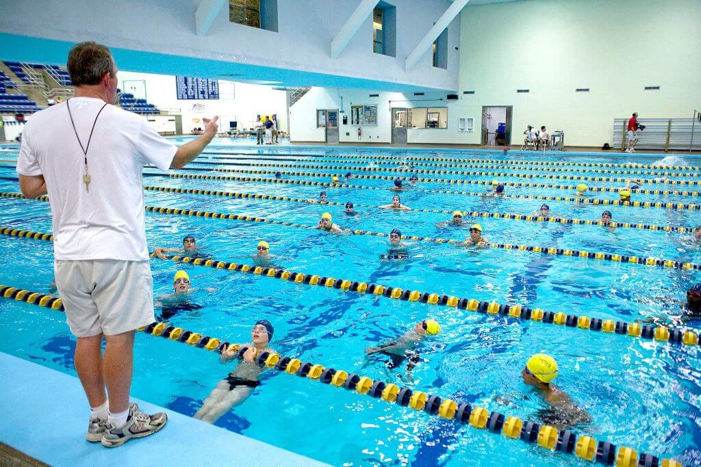 attentive-kids-at-navy-swim-camp-coaching-pool