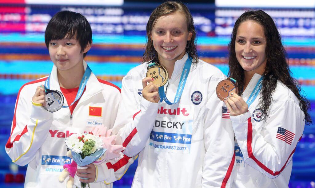 bingjie-li-chn-katie-ledecky-usa-leah-smith-usa-medals-2017-world-champs