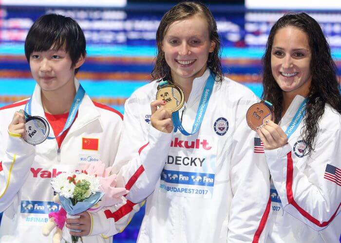 bingjie-li-chn-katie-ledecky-usa-leah-smith-usa-medals-2017-world-champs