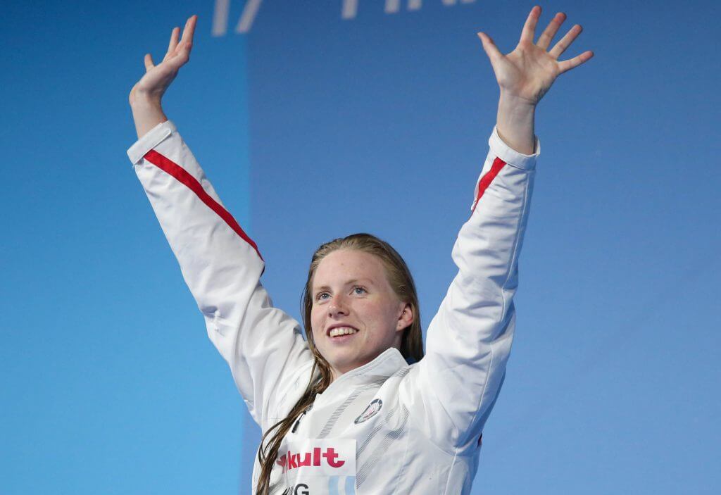 lilly-king-waves-medal-2017-world-champs