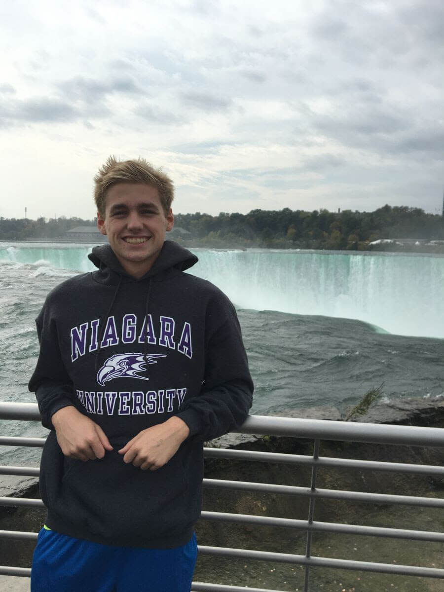 Greensboro's Breaststroker Ben Esposito Commits to Niagra University