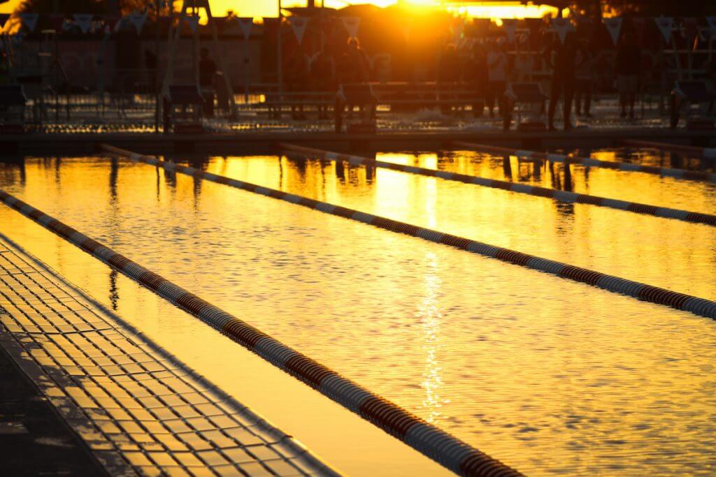sunset-skyline-aquatic-center-2018-tyr-pss - swimming