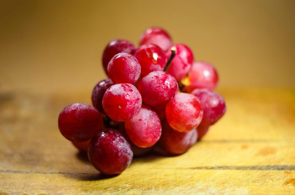 red-grapes-bunch