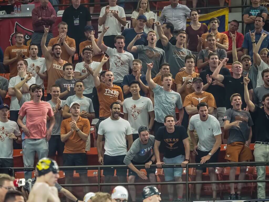 texas-fans-cheering, men's ncaa swimming