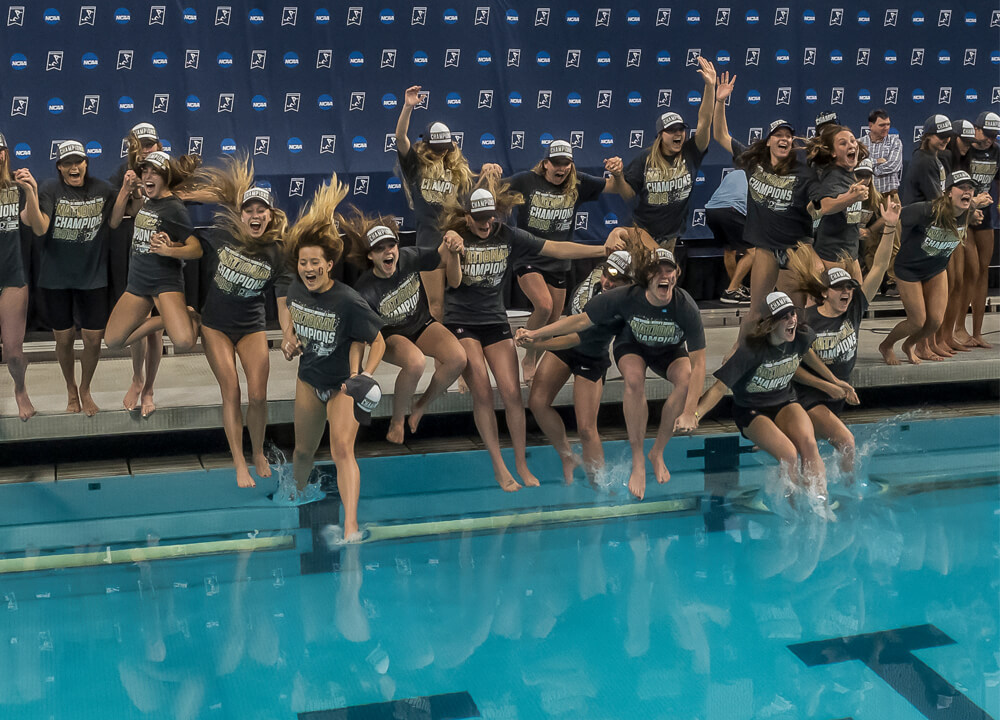 01 stanford-champions-2019-d1wncaa- 7842 Stanford Swimming World