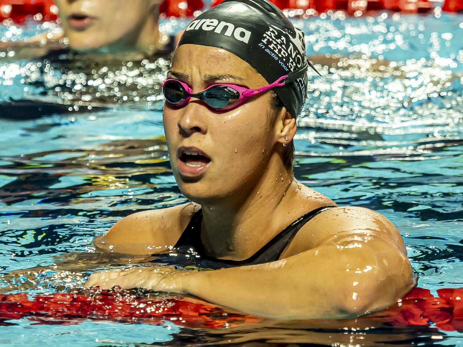 Dutch Divas Of PSV Take Down National 2008 Shiny Suit Medley Relay 