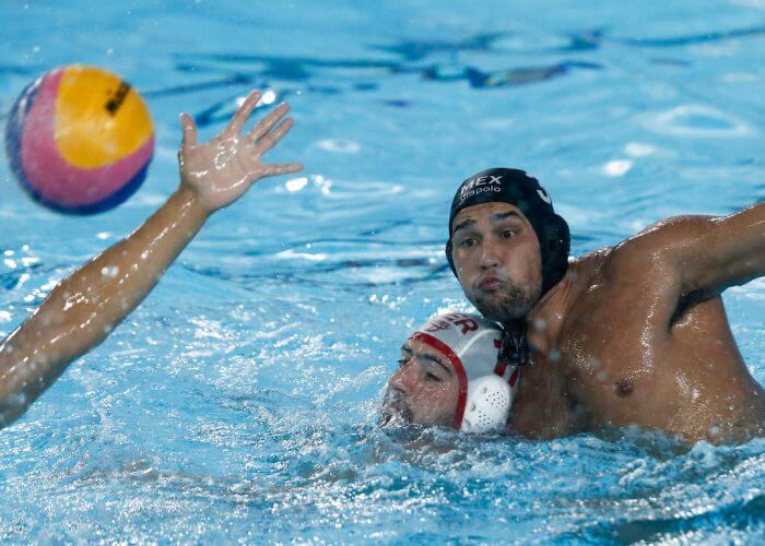 Lima, Tuesday, August 6, 2019 - Daniel Velasquez from Mexico struggles for the ball with Augusto Otero from Peru during the Men's Group B Preliminary Waterpolo match at Villa María del Triunfo during Pan American Games Lima 2019. Copyright Paul Vallejos / Lima 2019 Mandatory credits: Lima 2019 NO SALES NO ARCHIVES **