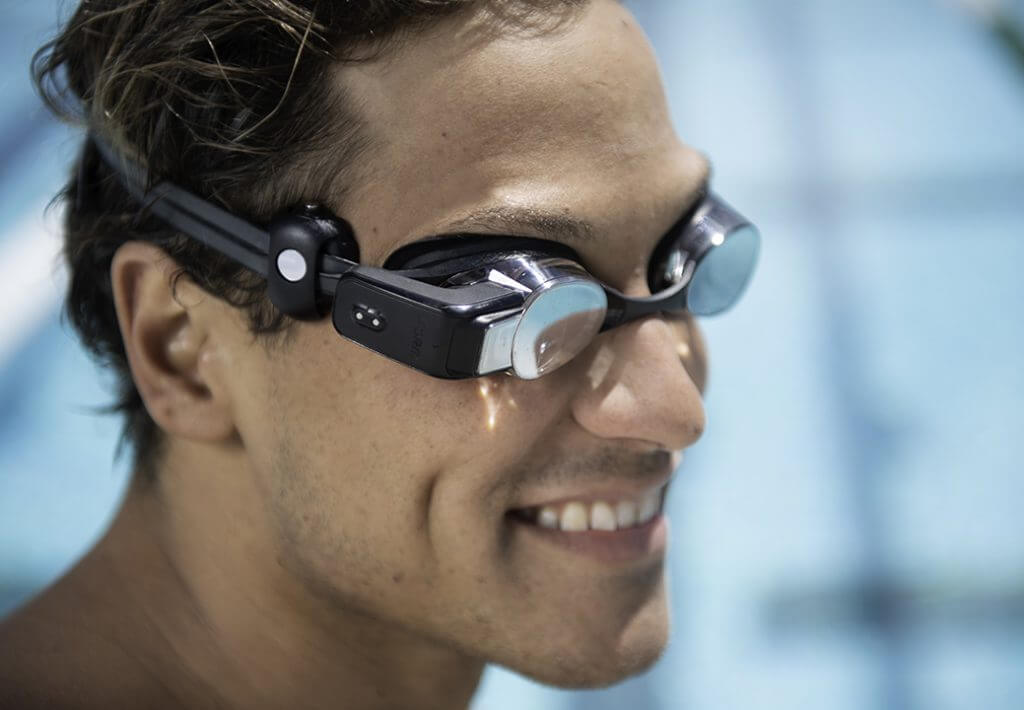 FORM-swim-goggles-and-OH1_2-heart-rate-monitor