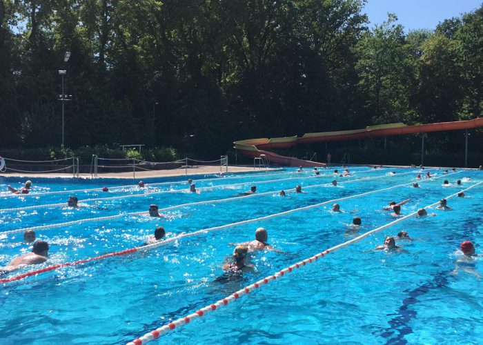 bienenbuttel-pool-during-24-hour-swim