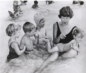 Marilyn Bell teaching children to swim