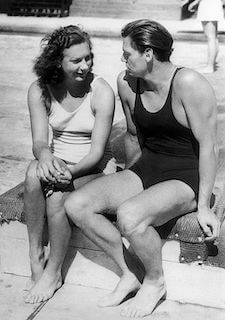 Helene_Madison_and_Johnny_Weissmuller_1932