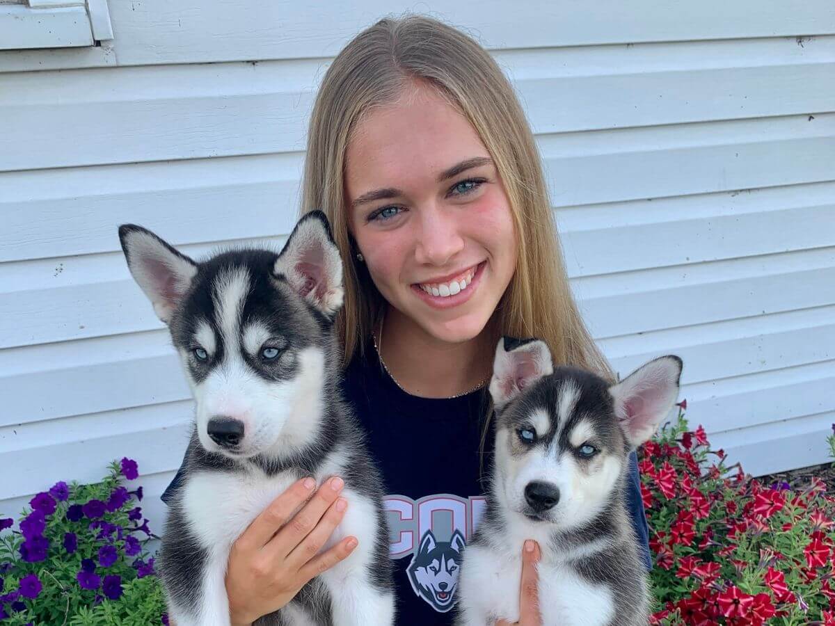 UConn Huskies Round Up Another Class of 2025 Verbal from Futures