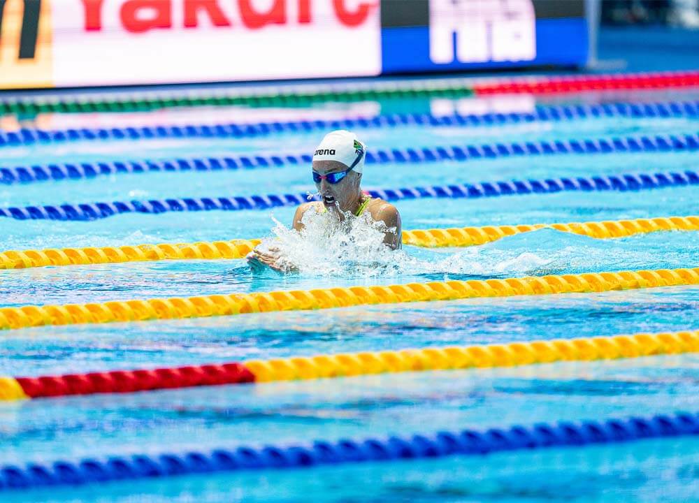 SW December 2020 - Proving Their Mettle - Tatjana Schoenmaker and South Africa's Women's Swimming Team