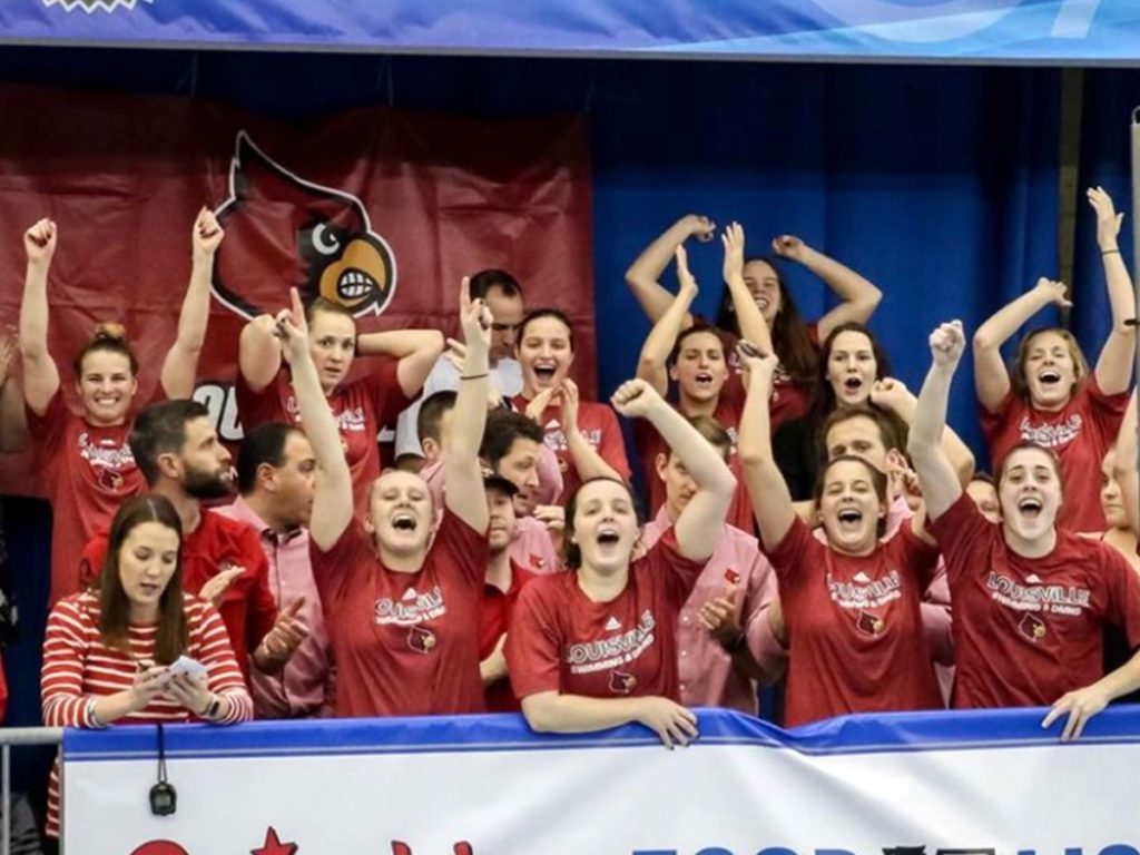 louisville cardinals team cheer celebrate