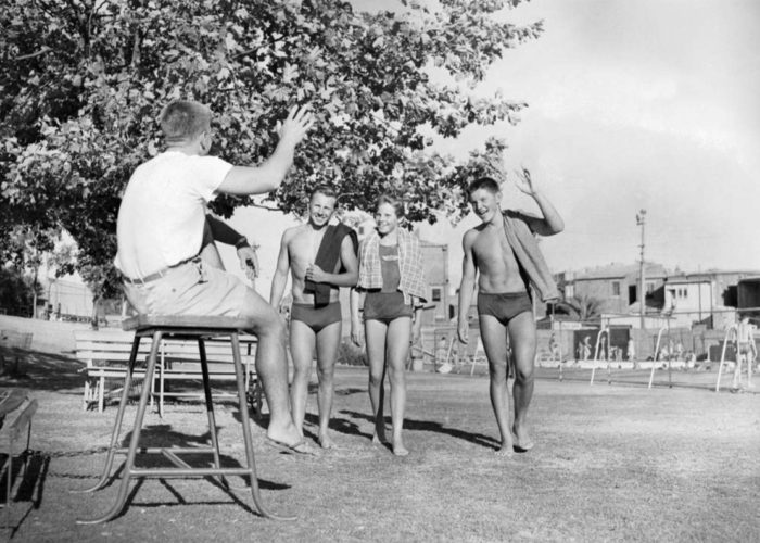 Don Talbot and swimmerrs Allen Kasble Ilsa and John Konrads