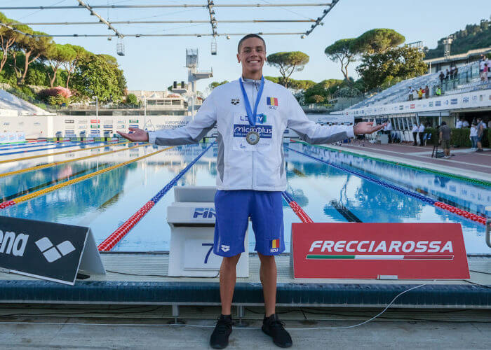 Swimming World October 2021 Presents - David Popovici - Expect Great Things