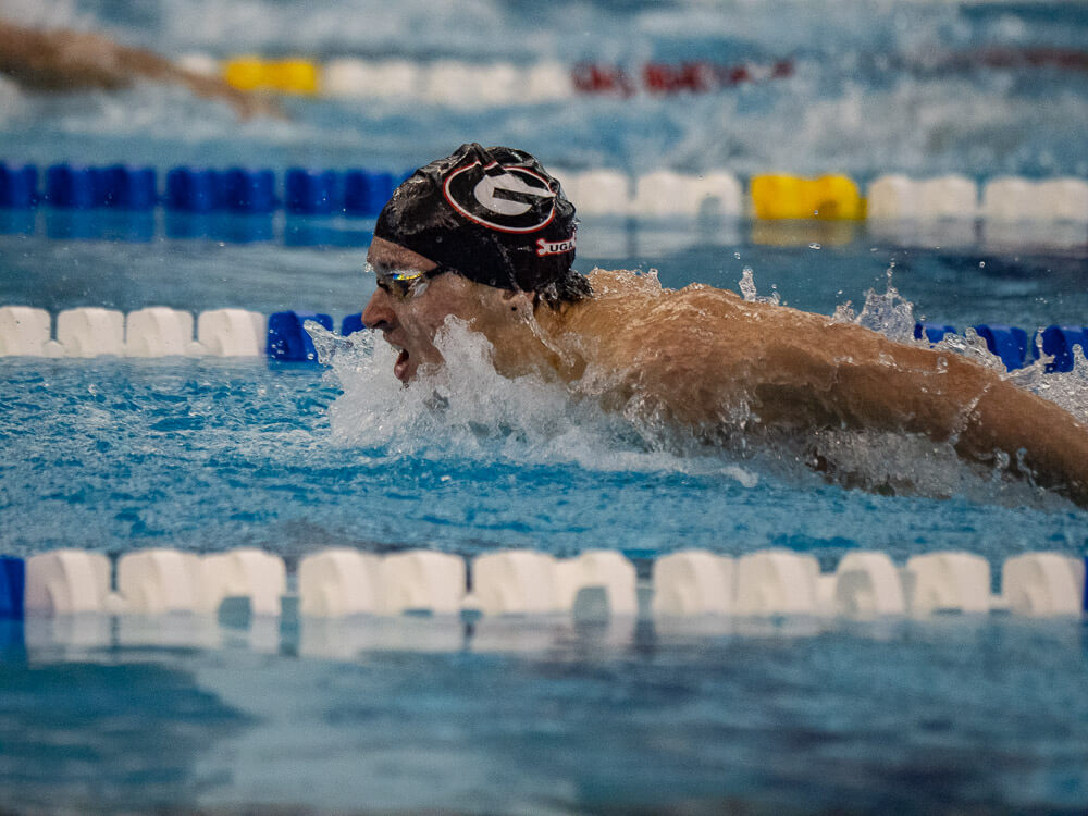 SEC Showdown No. 7 Men Overtake No. 3 Florida in Dual