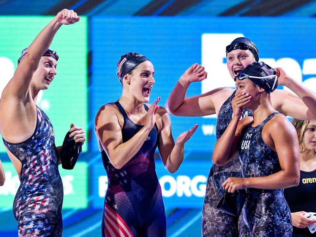 katie-ledecky-leah-smith-claire-weinstein-bella-sims-800-free-relay-2022-world-championships-budapest