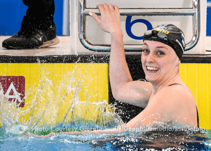 Marrit Steenbergen of The Netherlands celebrates after winning the bronze medal in the 100m Freestyle Women Final during the FINA Swimming Short Course World Championships at the Melbourne Sports and Aquatic Centre in Melbourne, Australia, December 15th, 2022. Photo Giorgio Scala / Deepbluemedia / Insidefoto