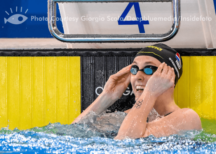 Marrit Steenbergen of The Netherlands celebrates after winning the gold medal in the 100m Individual Medley Women Final during the FINA Swimming Short Course World Championships at the Melbourne Sports and Aquatic Centre in Melbourne, Australia, December 16th, 2022. Photo Giorgio Scala / Deepbluemedia / Insidefoto