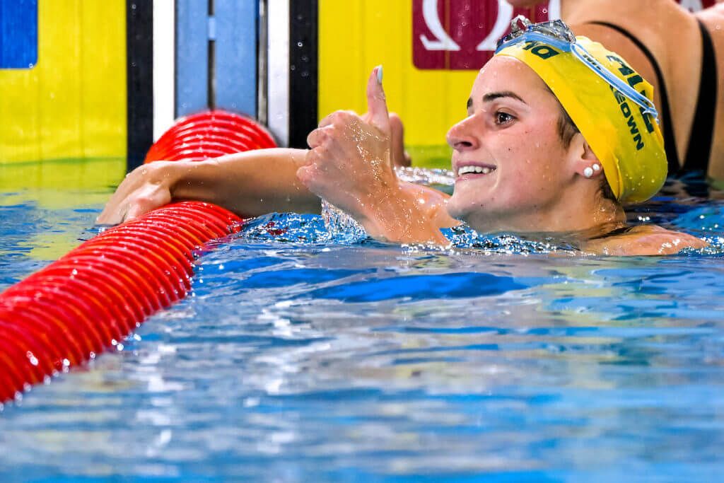 Kaylee Mckeown of Australia celebrates after winning the gold medal in the 200m Backstroke Women Final during the FINA Swimming Short Course World Championships at the Melbourne Sports and Aquatic Centre in Melbourne, Australia, December 18th, 2022. Photo Giorgio Scala / Deepbluemedia / Insidefoto