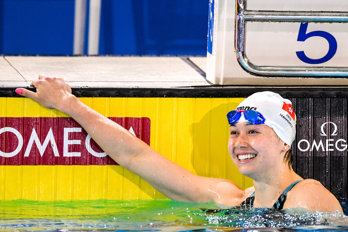 Siobhan Haughey of Hong Kong celebrates after winning the gold medal in the 200m Freestyle Women Final during the FINA Swimming Short Course World Championships at the Melbourne Sports and Aquatic Centre in Melbourne, Australia, December 18th, 2022. Photo Giorgio Scala / Deepbluemedia / Insidefoto