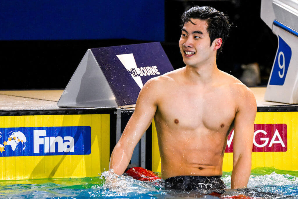 Hwang Sun-Woo of South Korea celebrates after winning the gold medal in the 200m Freestyle Men Final during the FINA Swimming Short Course World Championships at the Melbourne Sports and Aquatic Centre in Melbourne, Australia, December 18th, 2022. Photo Giorgio Scala / Deepbluemedia / Insidefoto