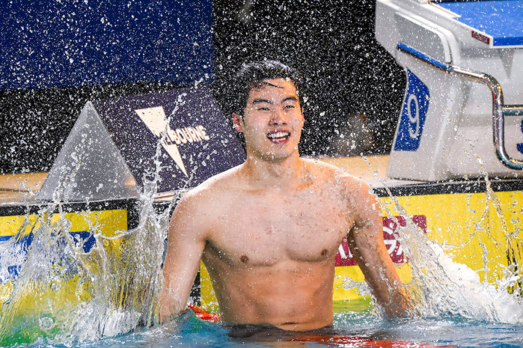 Sunwoo Hwang of South Korea celebrates after winning the gold medal in the 200m Freestyle Men Final during the FINA Swimming Short Course World Championships at the Melbourne Sports and Aquatic Centre in Melbourne, Australia, December 18th, 2022. Photo Giorgio Scala / Deepbluemedia / Insidefoto