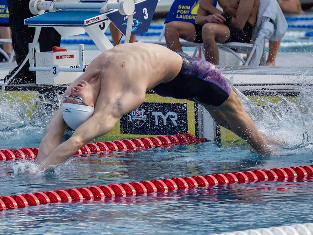 Ryan Murphy Surges to Finish to Lead 200 Back Prelims; Casas 13th