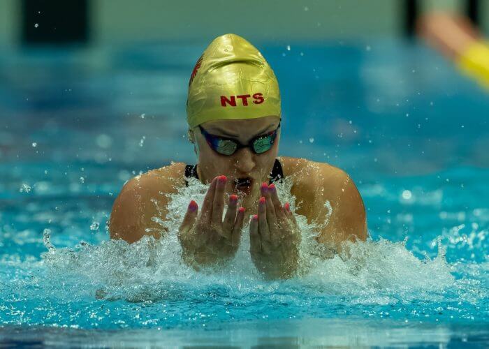 Lara van Niekerk - 50m breaststroke