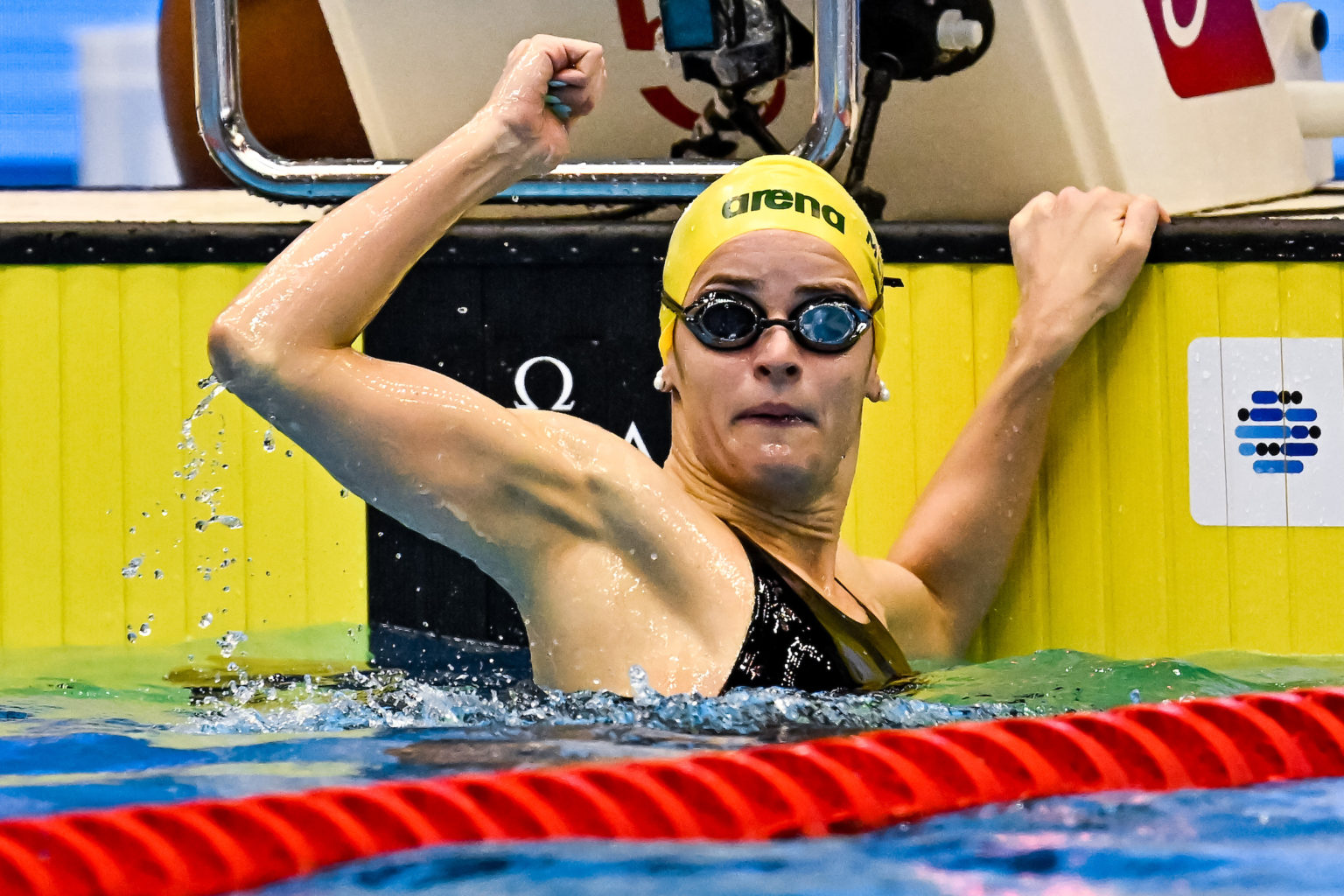 Kaylee Mckeown Wins World Female Swimmer Of The Year Honors