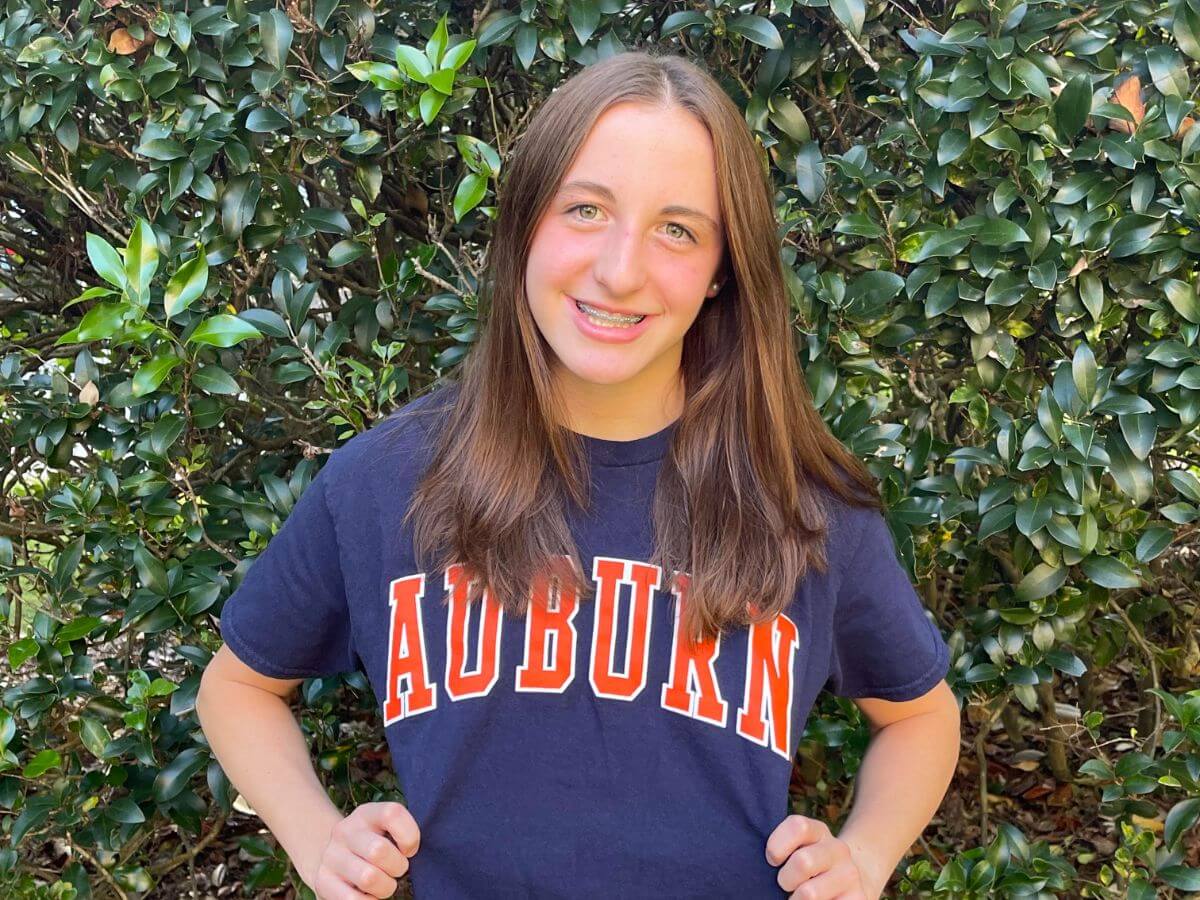 Auburn Lands 2025 Verbal From NAG Relay Record Holder Abigail Heizer